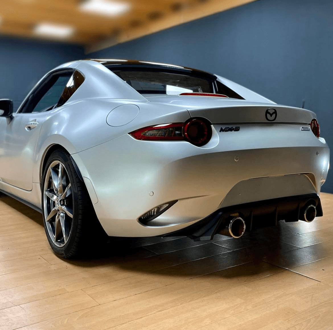 3M Satin White Aluminium